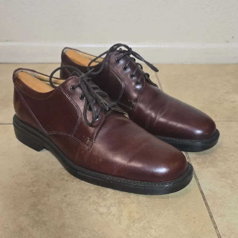 Johnston & Murphy Rich Brown Men's Derby Shoes